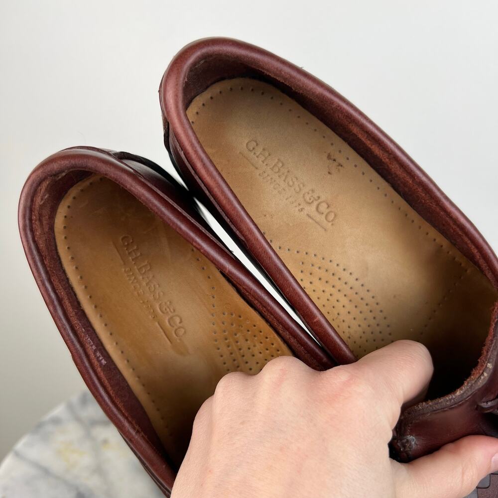 Vintage G.H. Bass & Co. Women's Brown Genuine Leather Tassel Loafers (Sz 8) - Picture 6 of 11